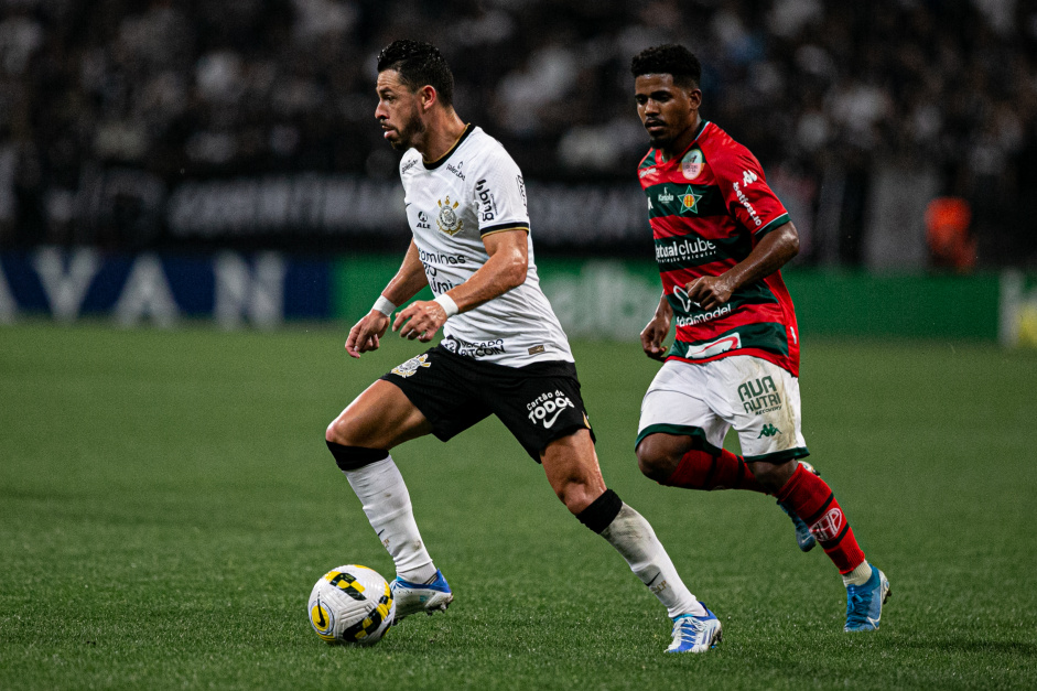 Giuliano foi titular no jogo de volta da terceira fase da Copa do Brasil, contra a Portuguesa, do Rio de Janeiro, e marcou um gol na vitria alvinegra por 2 a 0