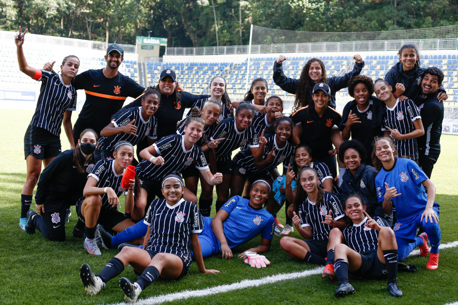 O Corinthians j entrou em campo classificado para a segunda fase do Brasileiro Feminino Sub-20