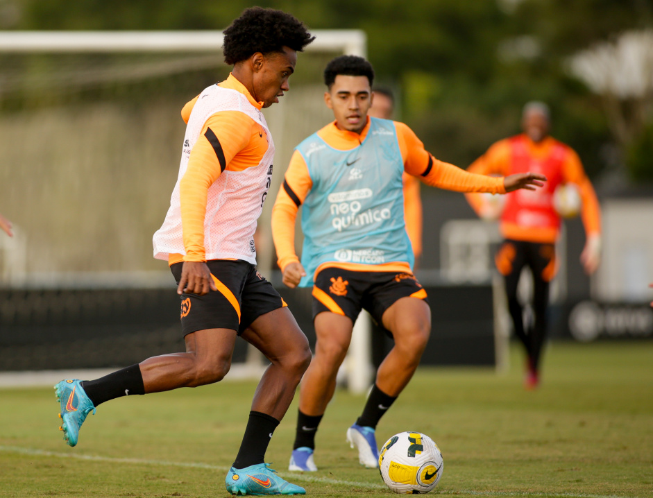 Corinthians se reapresentou e fez primeiro treino de olho no jogo contra o Amrica-MG