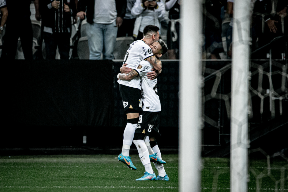 Adson foi eleito o melhor em campo diante do Always Ready Adson foi eleito o melhor em campo diante do Always Ready
