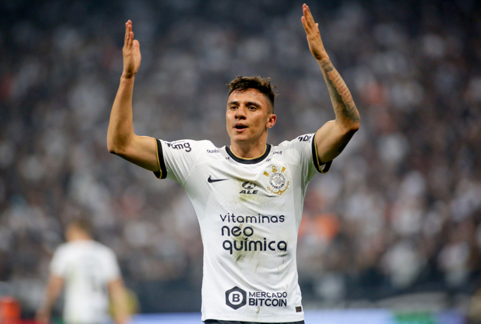Gustavo Mantuan renovou seu contrato com o Corinthians