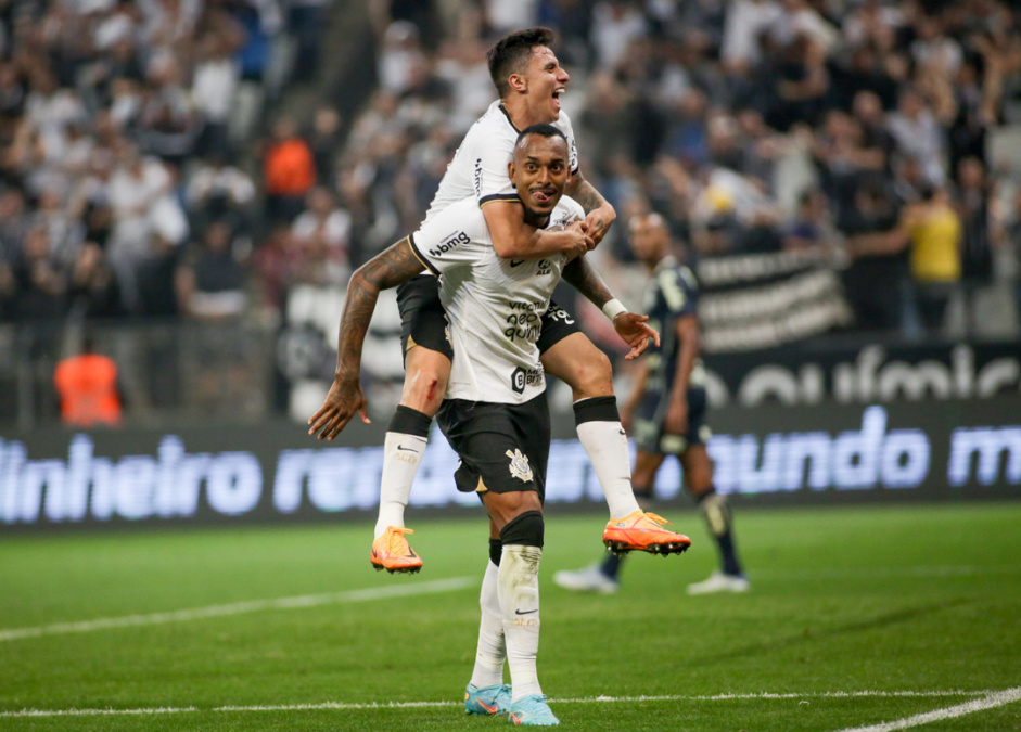 Raul Gustavo e Gustavo Mantuan fizeram gols pelo Corinthians contra o Santos