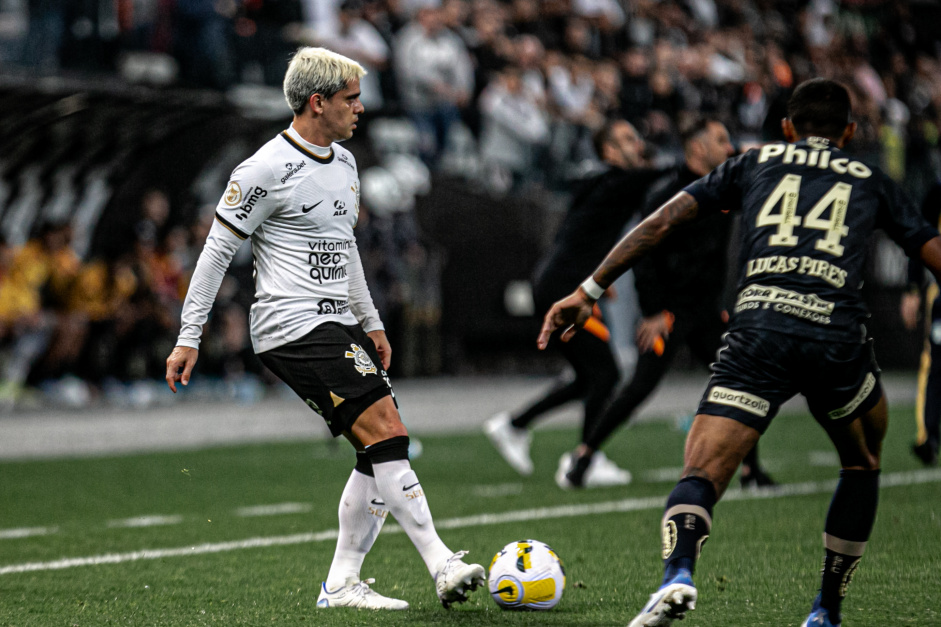 Fagner em ao contra o Santos neste sbado