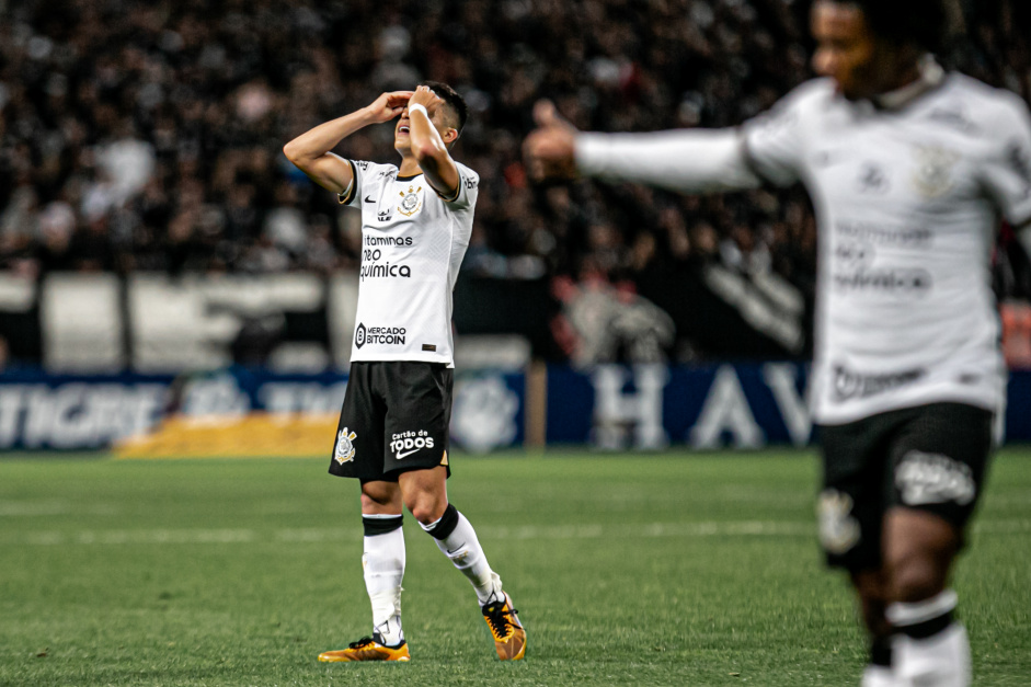 Corinthians de Vtor Pereira fica sem marcar gol pela primeira vez na Neo Qumica Arena