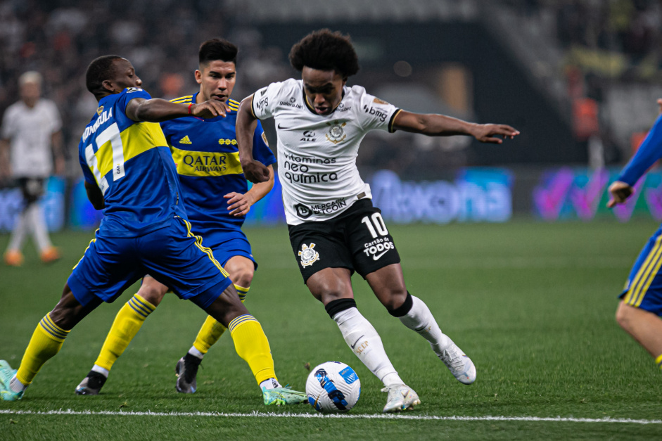 Willian em jogo vlido pelas oitavas da Libertadores entre Corinthians e Boca Juniors