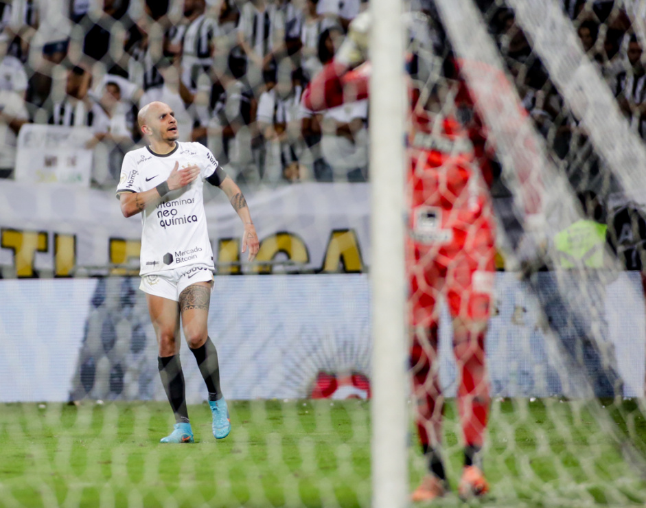 Fbio Santos durante comemorao de seu gol marcado