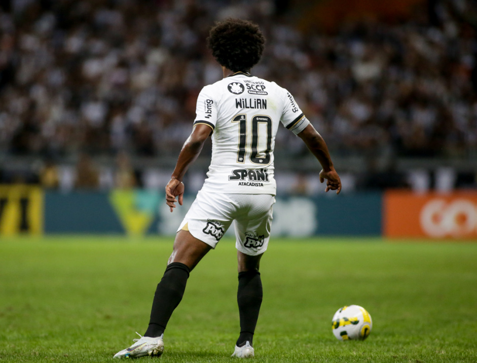 Vampeta noticiou que Willian recebeu propostas de clubes da Europa