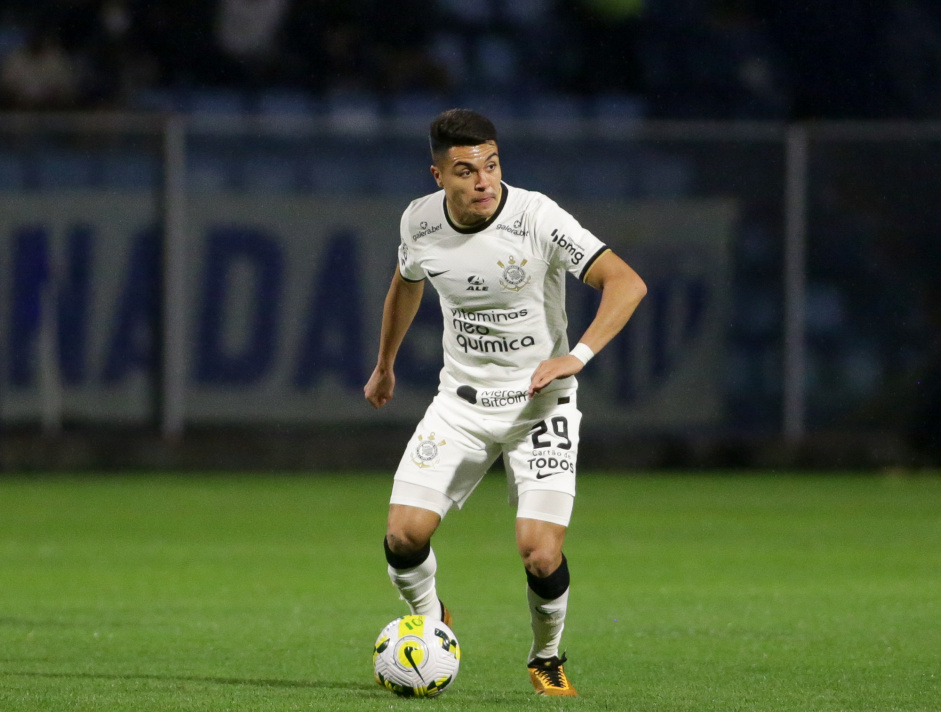 Roni conta relação com professor ao qual entregou camisa após o jogo e ...