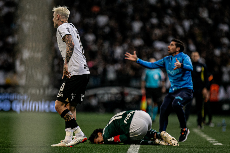 Rger Guedes durante a derrota do Corinthians para o Palmeiras