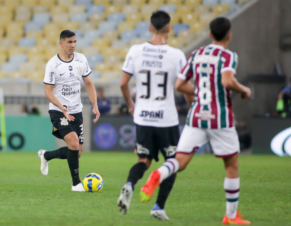 Balbuena e Fausto em ao contra o Fluminense pela Copa do Brasil