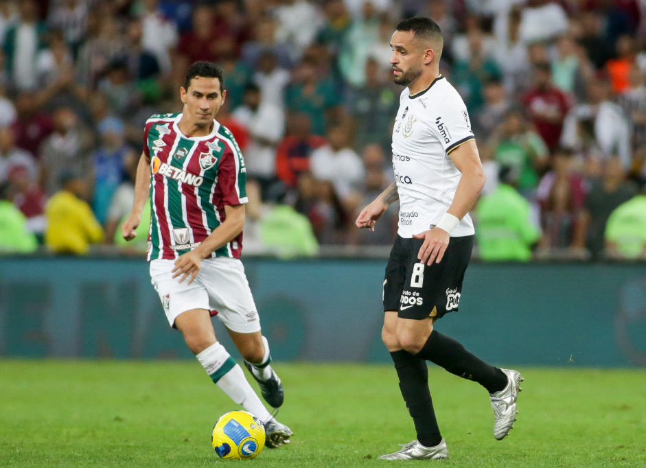 Renato Augusto marcou o primeiro gol do Corinthians diante do Fluminense na semifinal