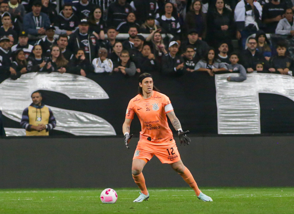VP explica lesão de Cássio e espera ter goleiro do Corinthians contra o Fla