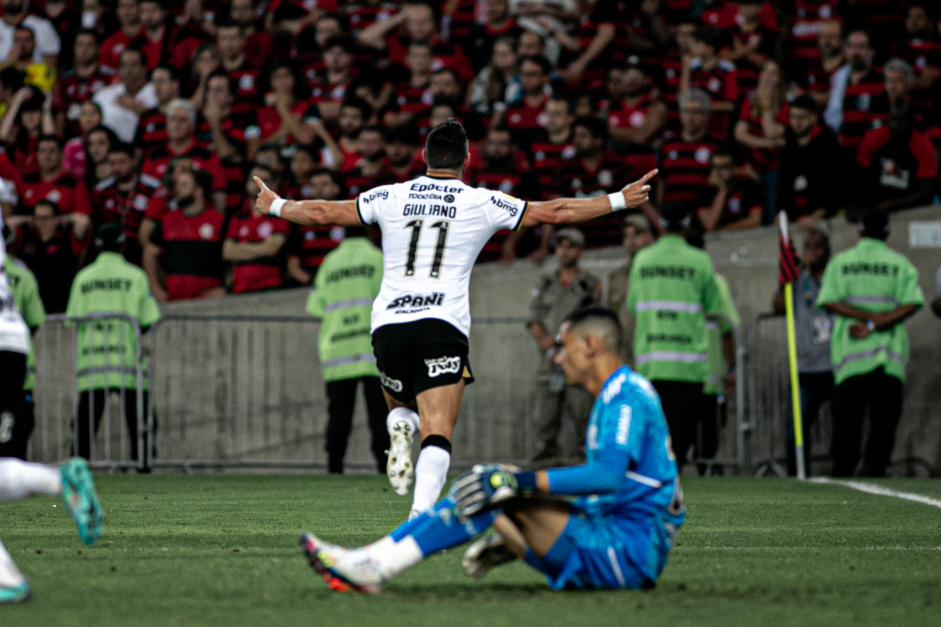 Giuliano comemora gol de empate do Corinthians na final