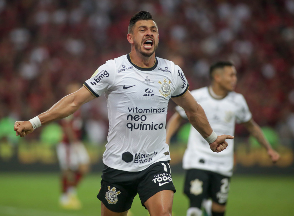 Giuliano comemora gol deixado no Maracan