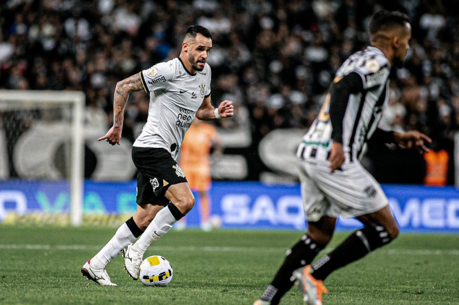 Renato Augusto em campo contra o Cear