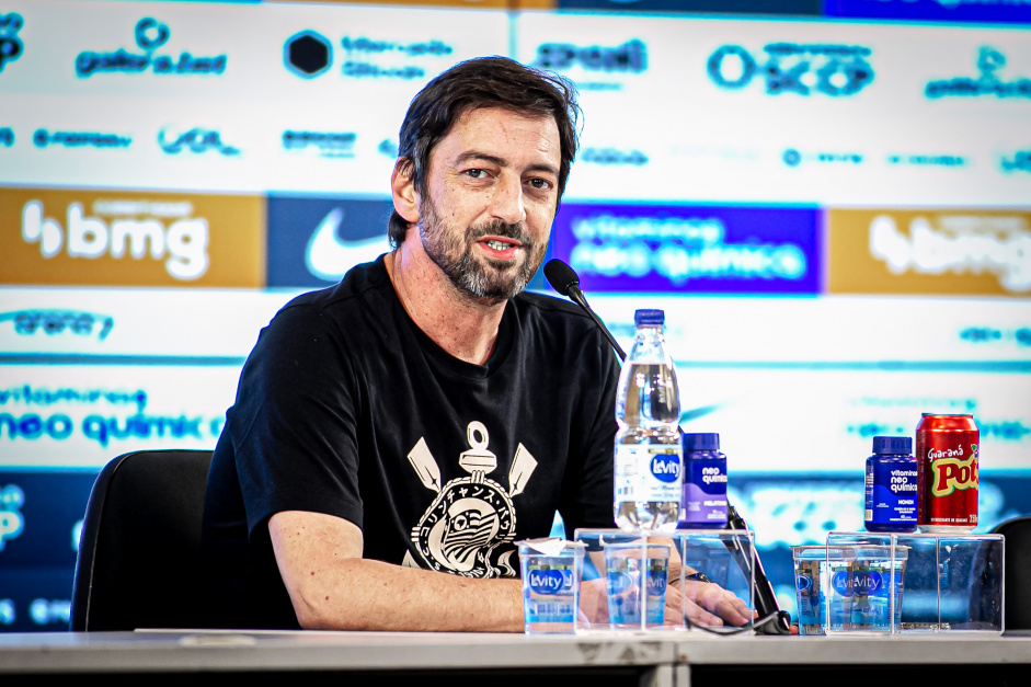 Corinthians não aceita apenas ônibus e faz contraproposta a Mercedes-Benz