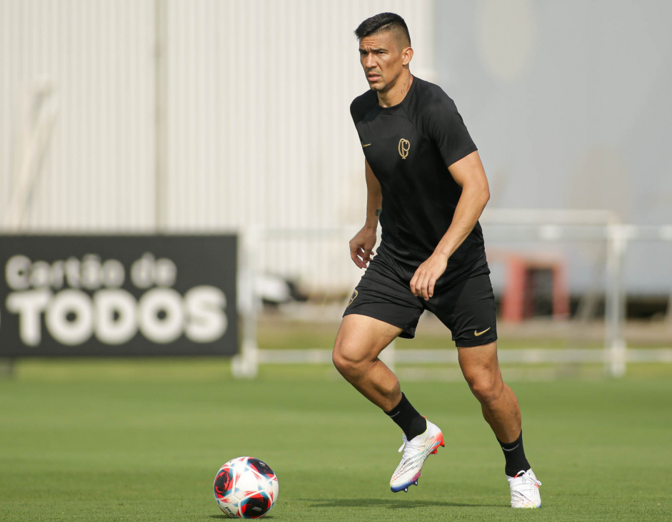 Corinthians terá Balbuena na estreia da Libertadores; veja a lista de relacionados