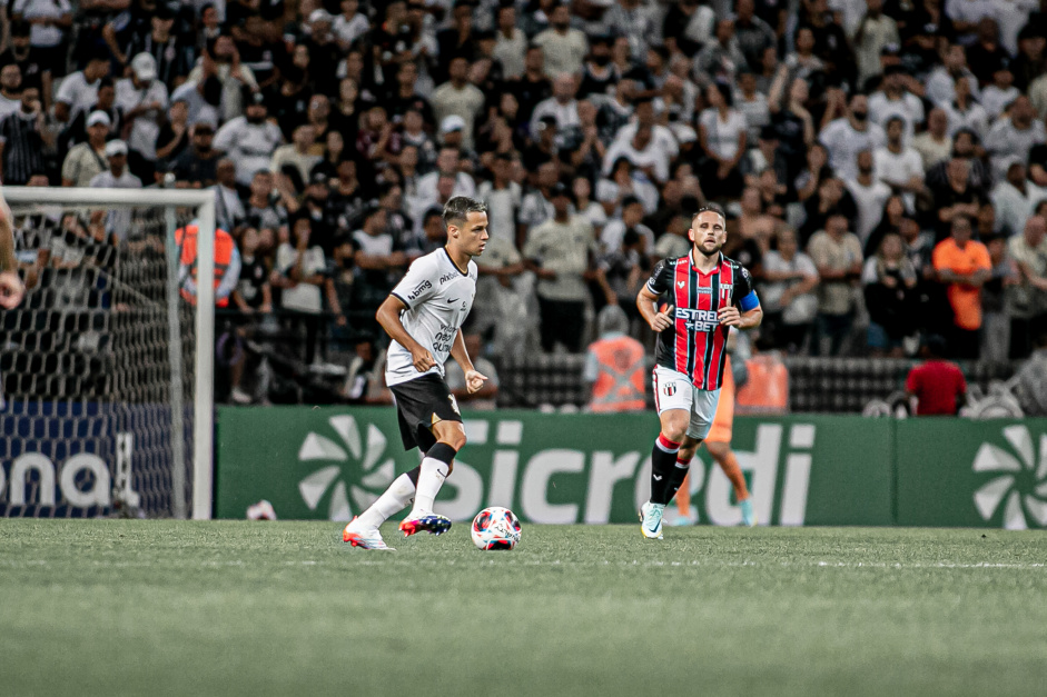Matheus Arajo durante a vitria do Corinthians contra o Botafogo-SP