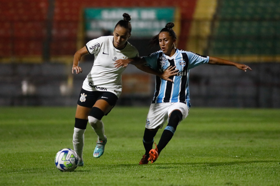 Corinthians e Grmio se enfrentam pela primeira rodada do Campeonato Brasileiro Feminino