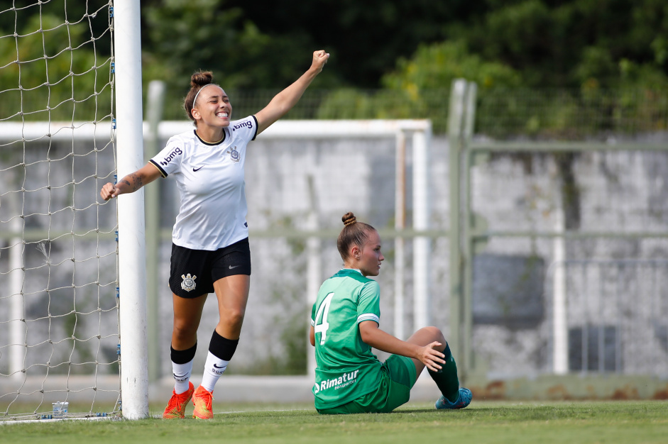 Loiro marcou trs dos quatro gols contra o Juventude, pelo Brasileiro Feminino Sub-20
