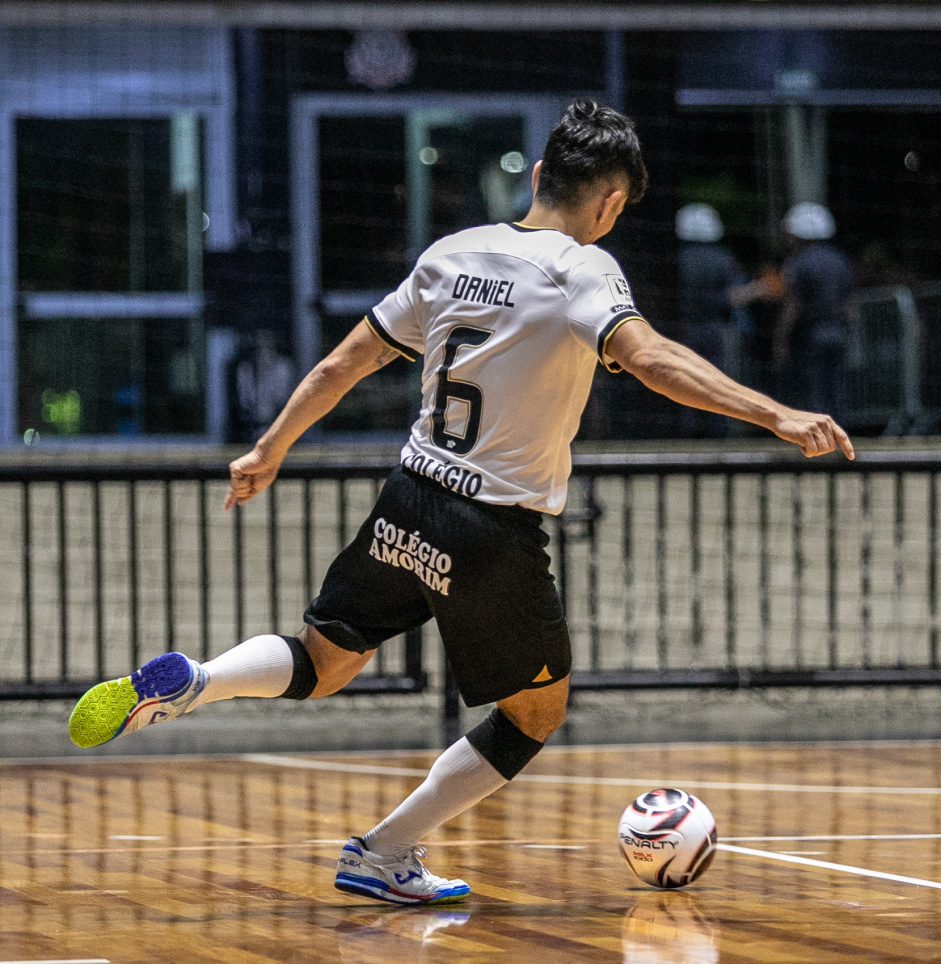 Daniel projeta passe em jogo do Corinthians contra o Aroeira