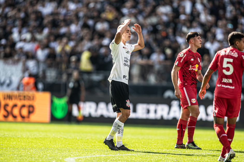 Gabriel Moscardo lamenta chance desperdiada do Corinthians