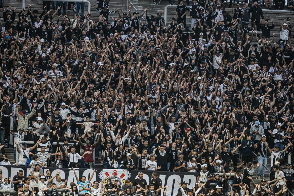 QUAL A SUA OPINIÃO? Fiel Torcida celebra postura e lamenta pênalti anulado em primeira vitória de 2025