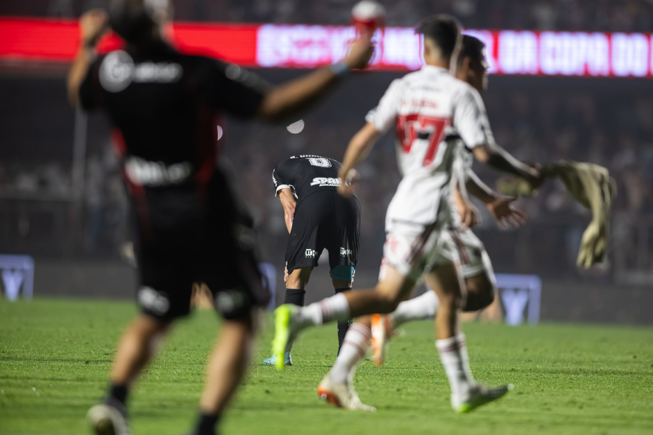 Renato Augusto lamenta eliminao do Corinthians na Copa do Brasil