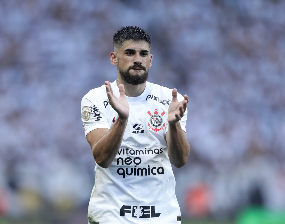 O Corinthians pretende renovar o contrato de Bruno Mndez o quanto antes