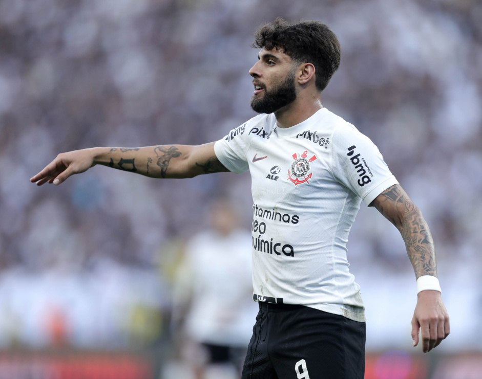 🔴 COMO JOGAR COM TIMES BRASILEIROS NO EFOOTBALL 2024 / PES 2024 - BRASILEIRÃO SERIE A E SERIE B