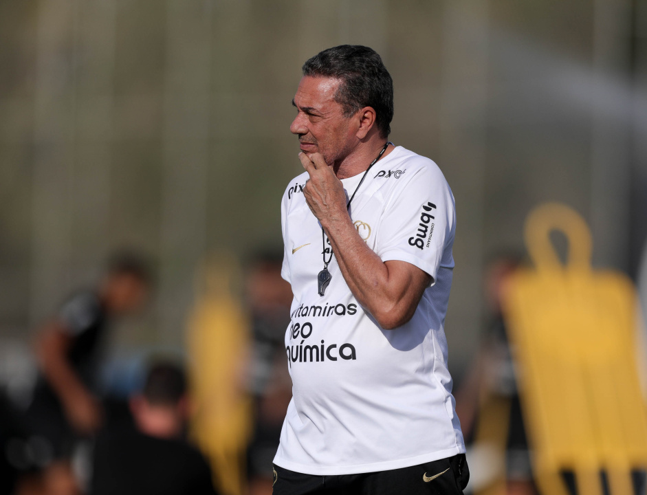Luxemburgo ter ltima semana livre com elenco do Corinthians antes de sequncia decisiva na reta final da temporada