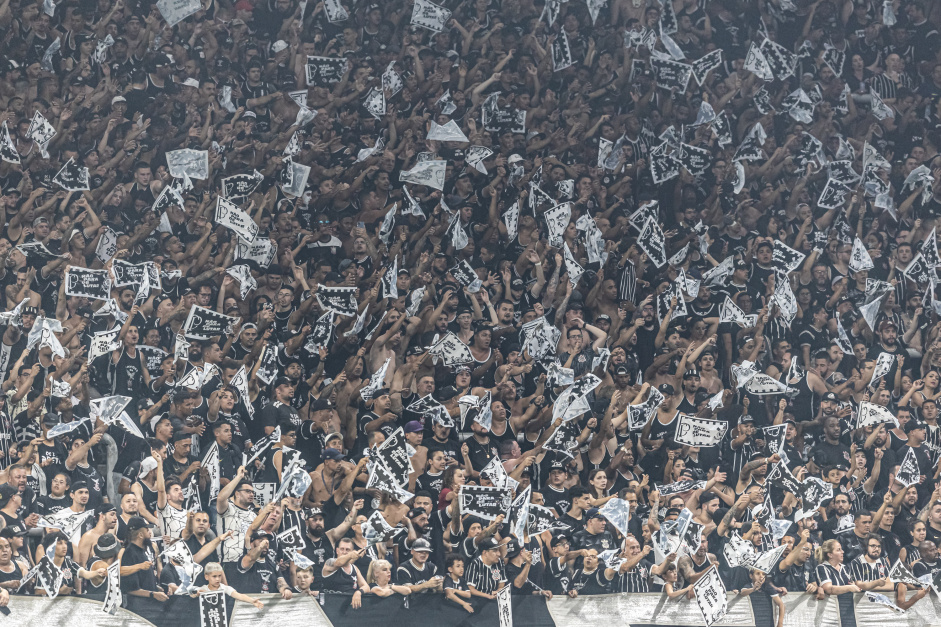 Torcida do Corinthians marcou presena na estreia do Corinthians no Paulisto 2024