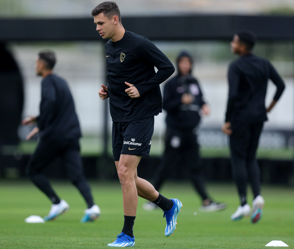 Moscardo sofreu uma leso no tornozelo durante treinamento do Corinthians