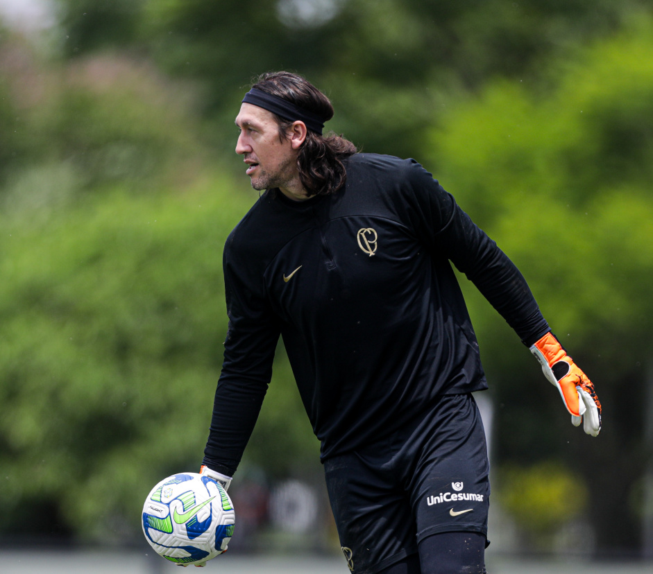 Cássio e Fábio Santos analisam temporada e projetam 2023 do Corinthians