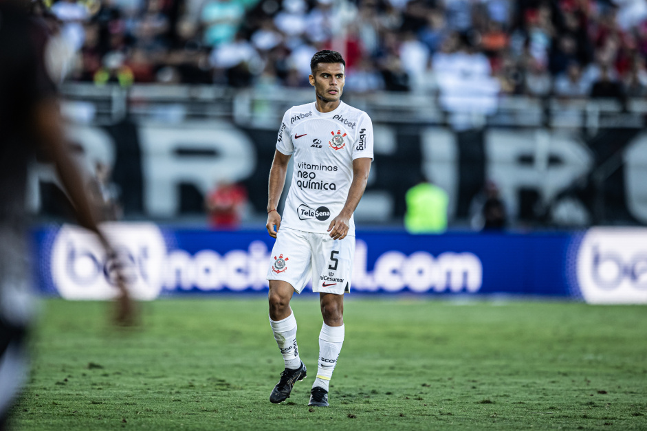 Fausto Vera em ao na partida contra o Red Bull Bragantino