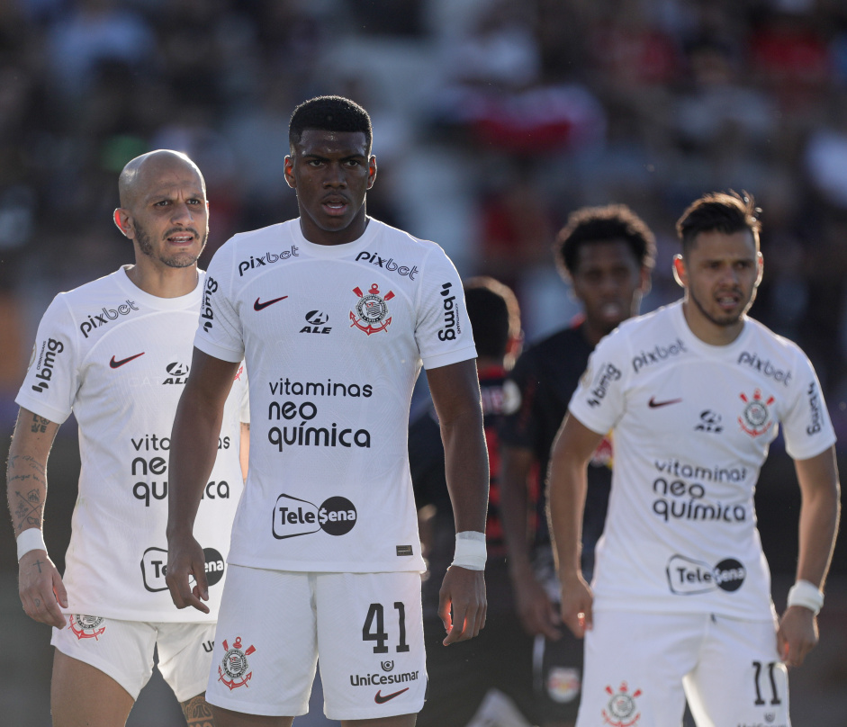O Corinthians enfrenta Atltico-MG e Grmio nesta semana