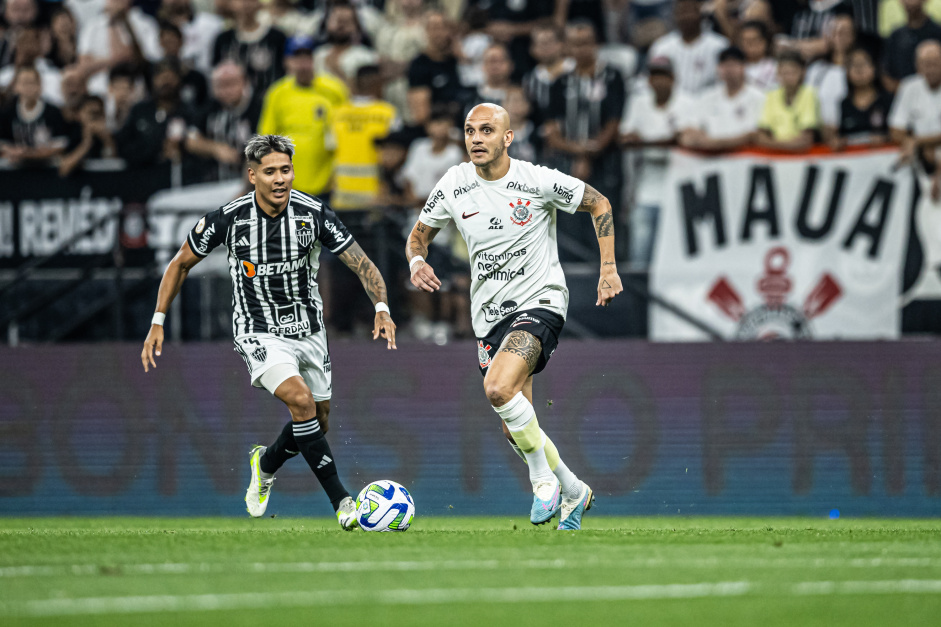 Fbio Santos em ao durante jogo do Corinthians contra o Atltico-MG