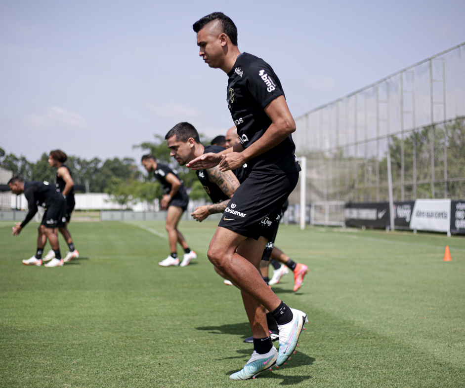 Cantillo mostrou lampejos de habilidades em campo, mas, em geral, no agradou com a camisa do Corinthians
