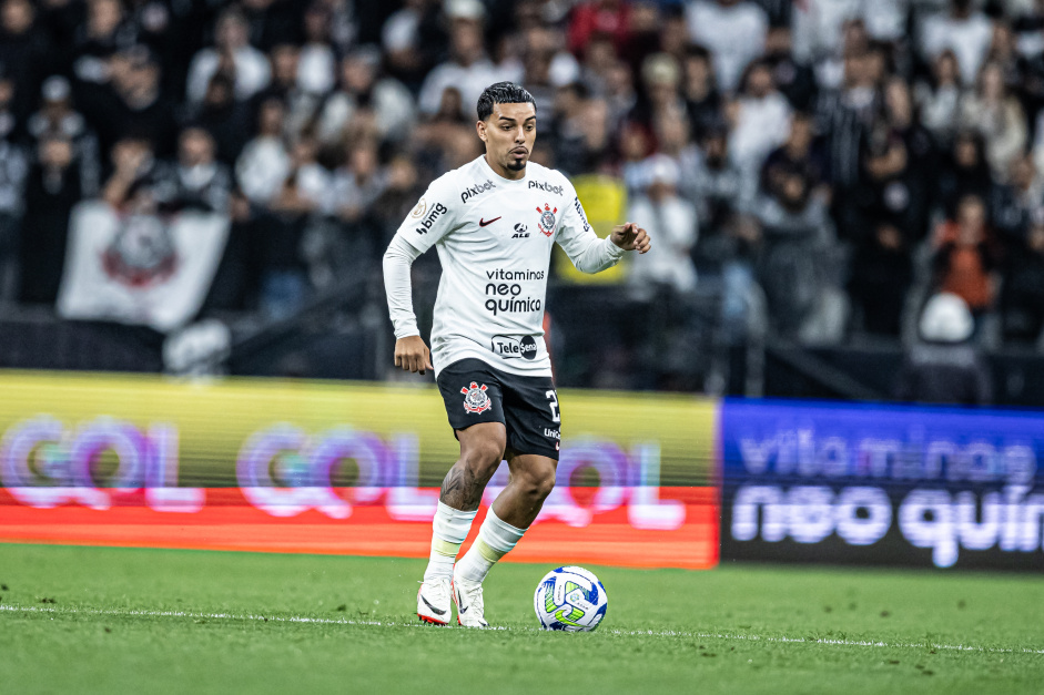 Matheus Bidu tem contrato com o Corinthians at o fim de 2025