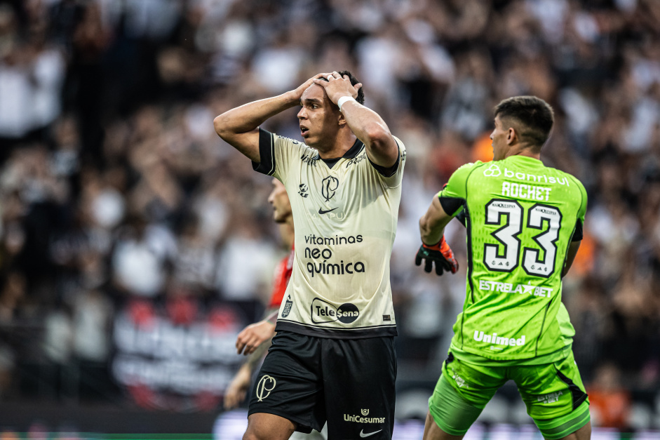 O Corinthians no engatou nenhuma sequncia de vitrias no Brasileiro 2023