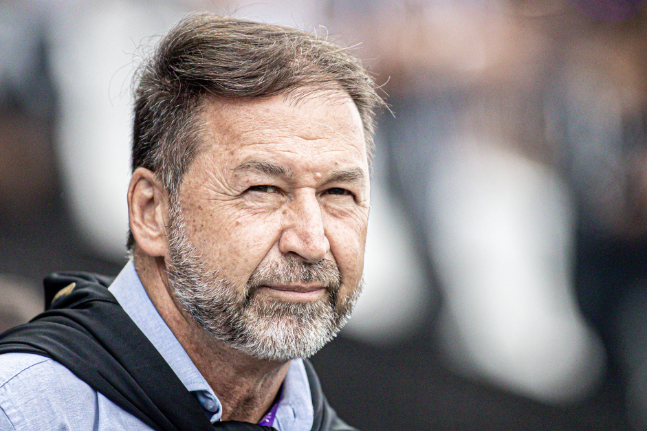 O Corinthians esclareceu a dvida com Igor Zveibrucker, empresrio e amigo de Augusto Melo