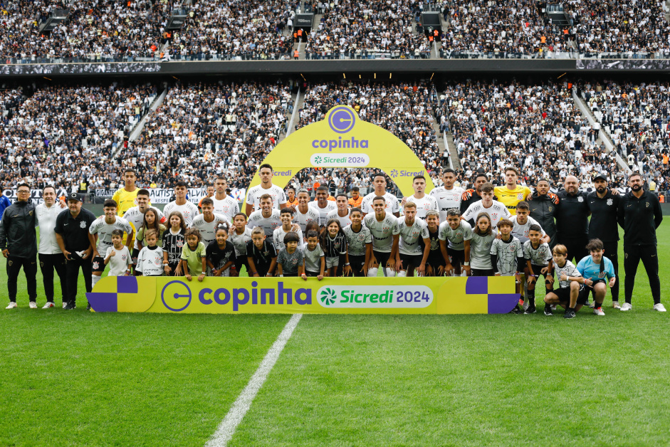 O jornal AS elogiou quatro atletas campees pelo Corinthians na Copinha de 2024