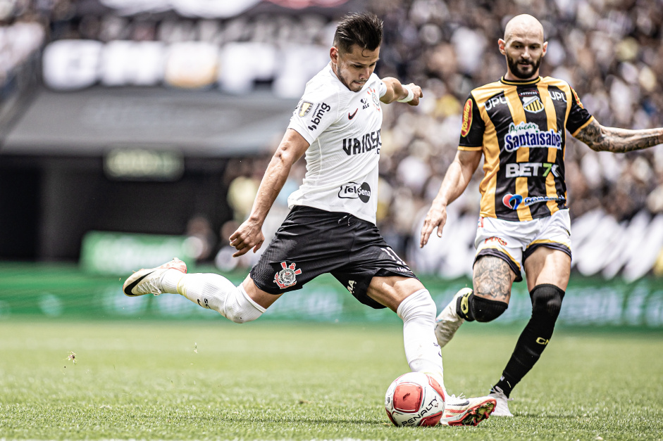 Romero prepara finalizao no jogo entre Corinthians e Novorizontino