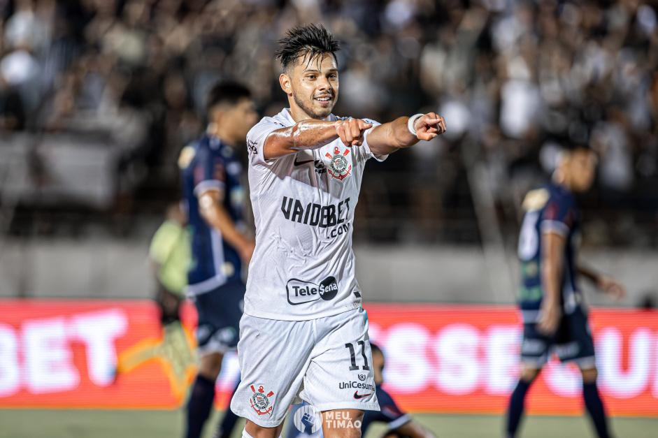 Romero revela suas metas antes de deixar o Corinthians e seu apoio aos estrangeiros do clube