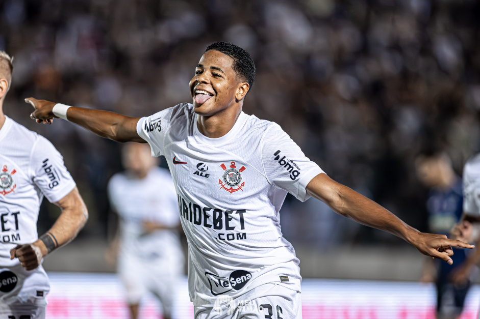Wesley marcou o primeiro gol e deu assistncia para o terceiro na vitria do Corinthians sobre o Cianorte