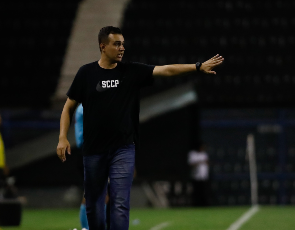 Lucas Piccinato afirmou que o Corinthians jogou melhor contra o Amrica-MG em relao ao jogo de estreia no Brasileiro