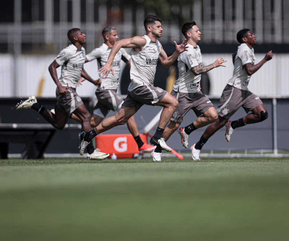 Corinthians encerrou a preparao para encarar o Atltico-MG, neste domingo, s 16h