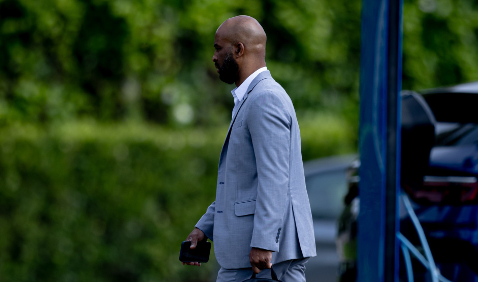 Diretor refora foco do Corinthians na janela de transferncias