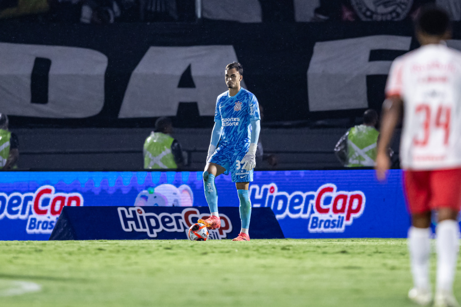 Matheus Donelli foi um dos destaques do Corinthians na vitria sobre o Red Bull Bragantino por 2 a 1
