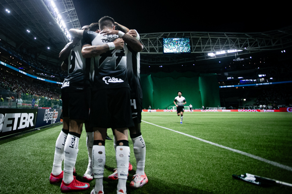 O Corinthians empatou com o Palmeiras fora de casa na ltima quinta-feira